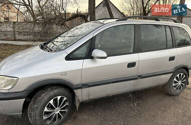 Минивэн Opel Zafira 2000 в Нововолынске