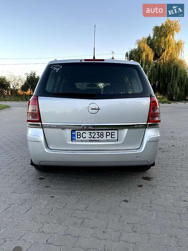 Минивэн Opel Zafira 2008 в Бродах