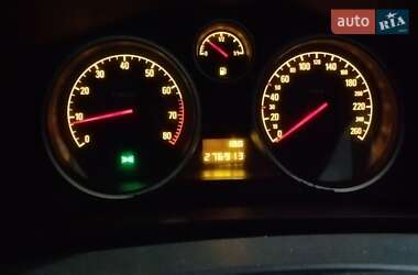 Минивэн Opel Zafira 2005 в 
