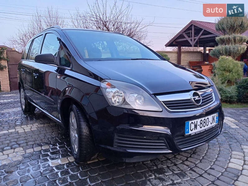 Минивэн Opel Zafira 2006 в Прилуках