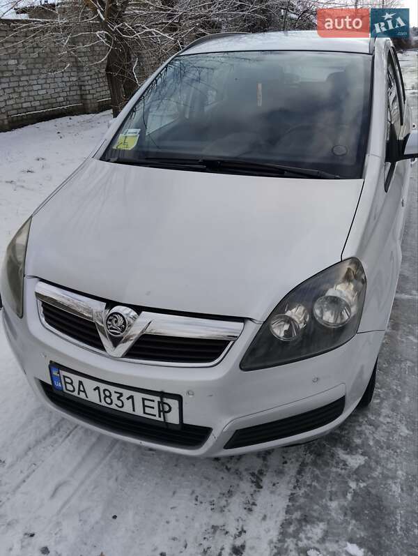 Минивэн Opel Zafira 2007 в Александрие фото 2 Минивэн Opel Zafira 2007 в Александрие