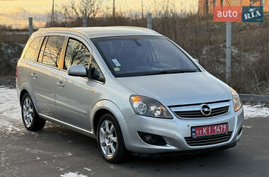 Минивэн Opel Zafira 2011 в Виннице