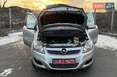 Минивэн Opel Zafira 2011 в Виннице