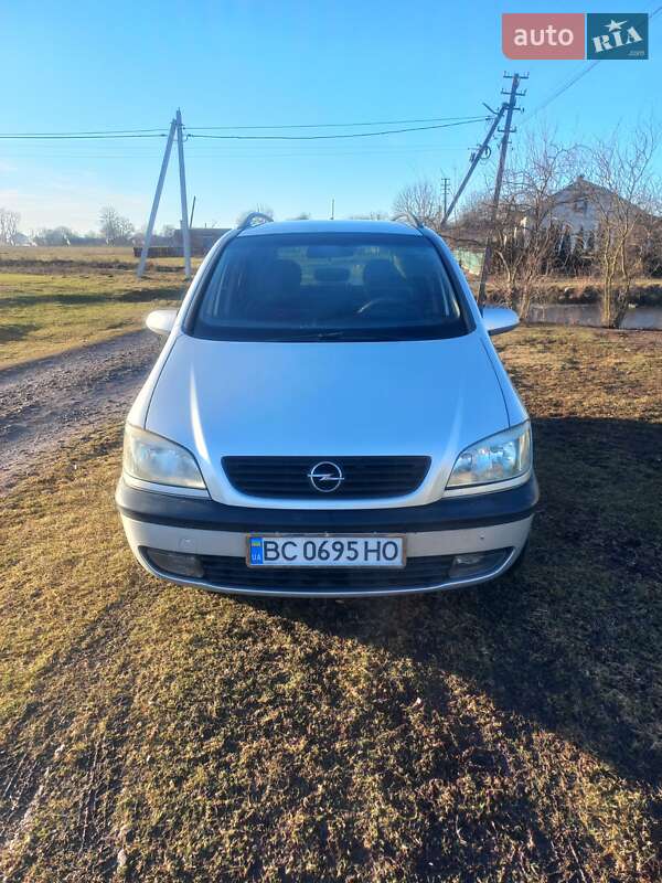 Минивэн Opel Zafira 2001 в 