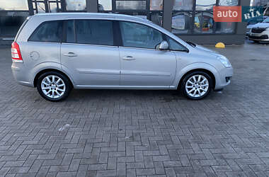 Мінівен Opel Zafira 2010 в Хмельницькому