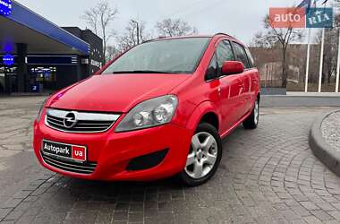 Минивэн Opel Zafira 2010 в Запорожье