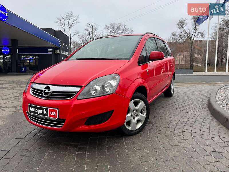 Минивэн Opel Zafira 2010 в Запорожье