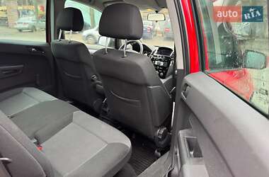 Минивэн Opel Zafira 2010 в Запорожье