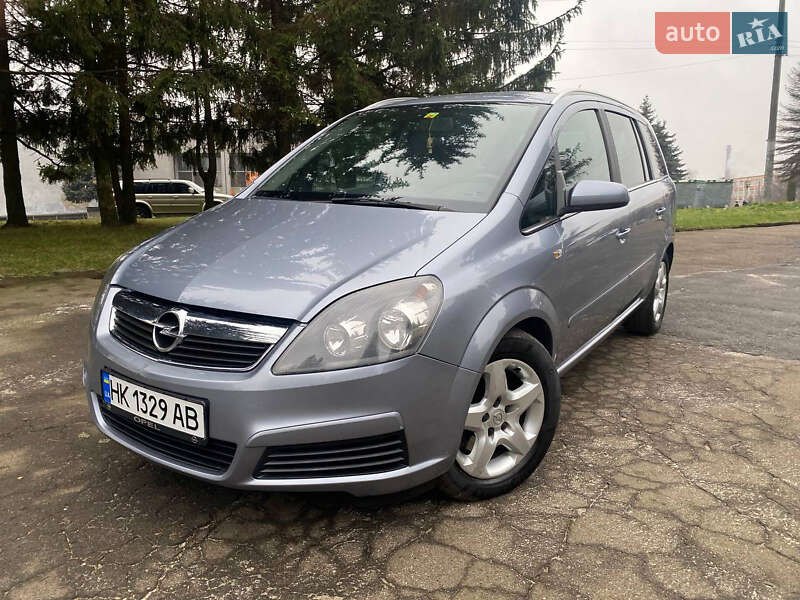 Мінівен Opel Zafira 2007 в Рівному
