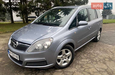 Минивэн Opel Zafira 2007 в Ровно