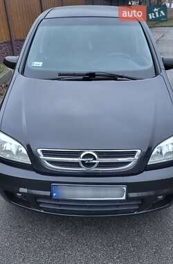 Минивэн Opel Zafira 2004 в Киеве