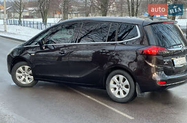 Минивэн Opel Zafira 2014 в Житомире