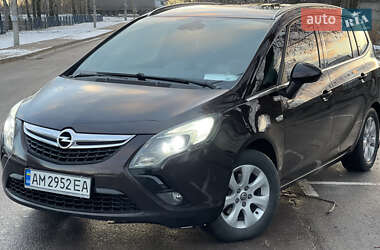 Минивэн Opel Zafira 2014 в Житомире