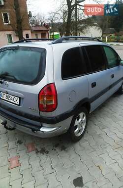 Минивэн Opel Zafira 2001 в Галиче