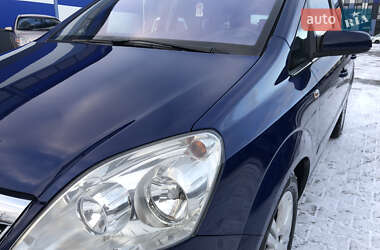 Мінівен Opel Zafira 2009 в Рівному