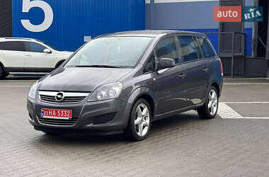 Мінівен Opel Zafira 2011 в Рівному