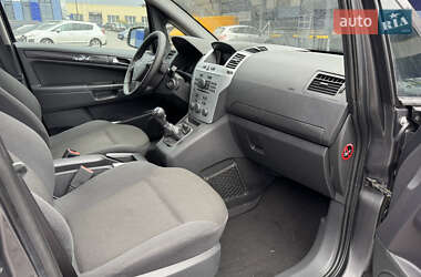 Мінівен Opel Zafira 2011 в Рівному