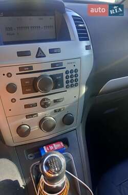 Минивэн Opel Zafira 2009 в 