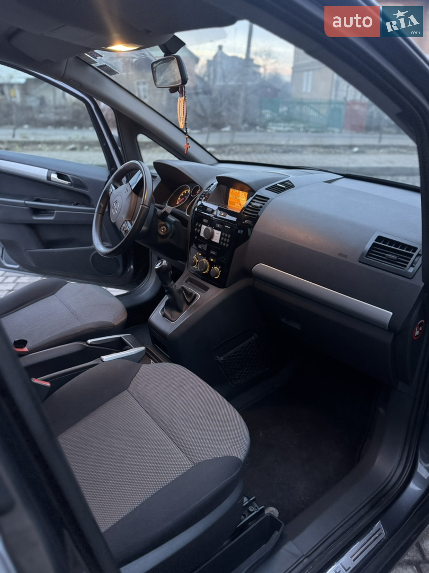 2010 Opel Zafira - мініатюра 11