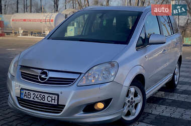 Минивэн Opel Zafira 2010 в Виннице