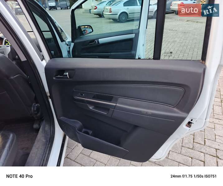 Минивэн Opel Zafira 2008 в Николаеве фото 18 Минивэн Opel Zafira 2008 в Николаеве