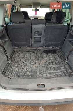 Минивэн Opel Zafira 2010 в 