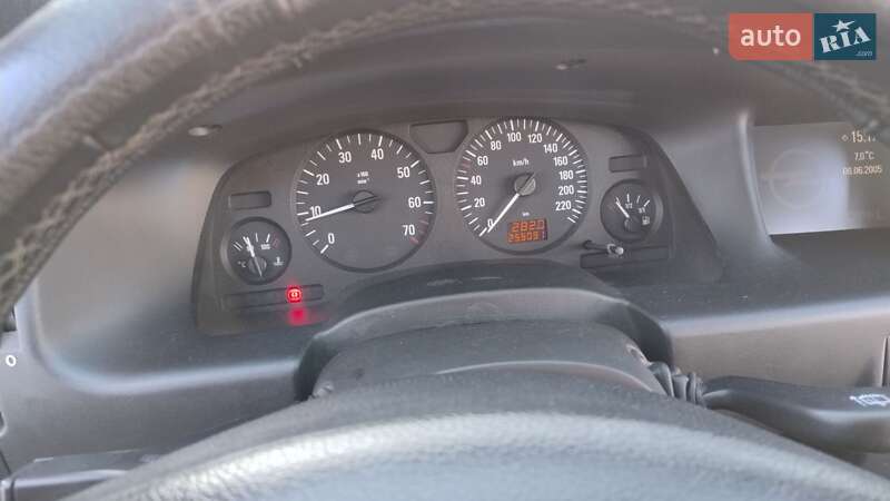 Минивэн Opel Zafira 2004 в Виннице