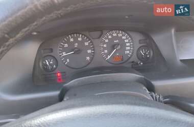 Минивэн Opel Zafira 2004 в 