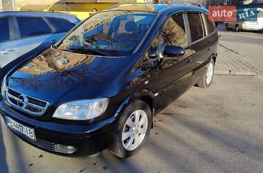 Минивэн Opel Zafira 2004 в Виннице