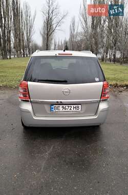 Мінівен Opel Zafira 2010 в Миколаєві