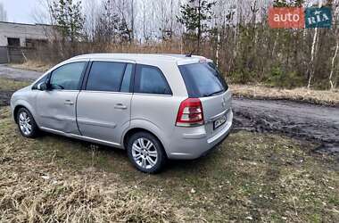 Мінівен Opel Zafira 2010 в Довбиші