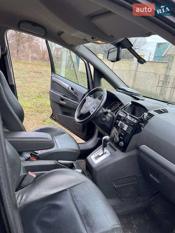 Минивэн Opel Zafira 2008 в Николаеве