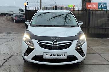 Микровэн Opel Zafira 2014 в Киеве