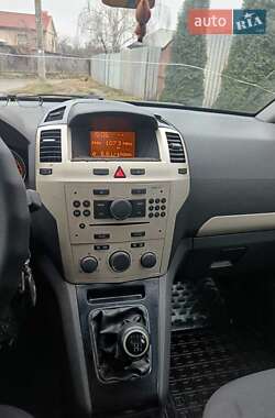 Мінівен Opel Zafira 2008 в  фото 14 Мінівен Opel Zafira 2008 в