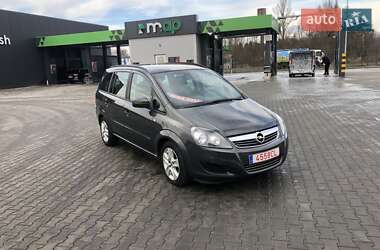 Минивэн Opel Zafira 2014 в Луцке