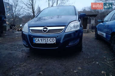 Мінівен Opel Zafira 2011 в Бучі