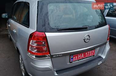 Минивэн Opel Zafira 2014 в Чернигове