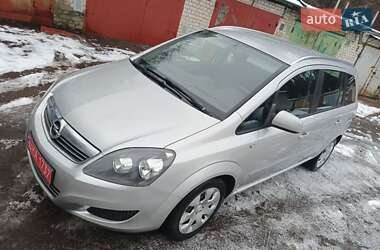 Минивэн Opel Zafira 2014 в Чернигове