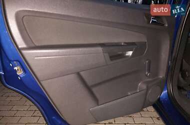 Минивэн Opel Zafira 2008 в 