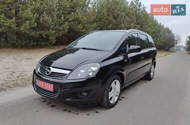 Мінівен Opel Zafira 2012 в Києві