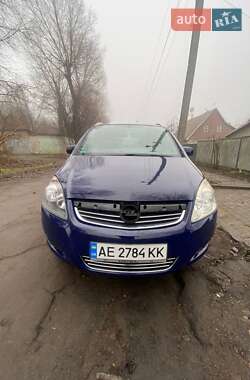 Мінівен Opel Zafira 2013 в Дніпрі