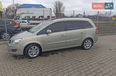 Минивэн Opel Zafira 2010 в 