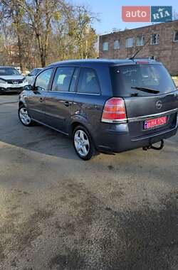 Минивэн Opel Zafira 2007 в Луцке