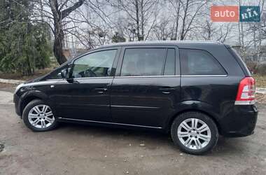 Минивэн Opel Zafira 2012 в Луцке