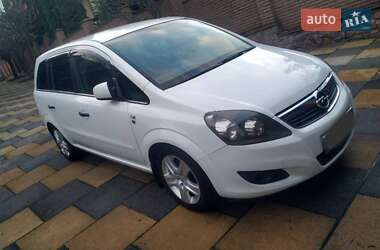 Минивэн Opel Zafira 2010 в Фастове