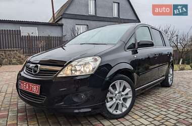 Мінівен Opel Zafira 2009 в Рівному