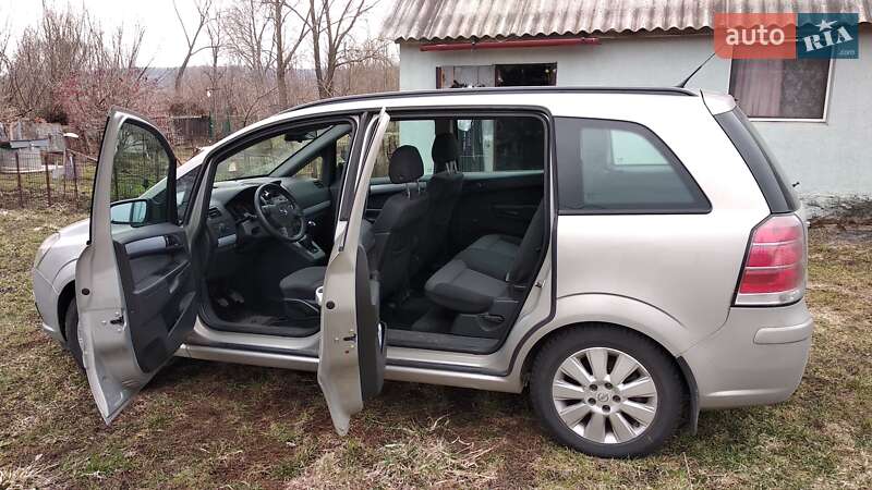 Мінівен Opel Zafira 2007 в Києві фото 4 Мінівен Opel Zafira 2007 в Києві