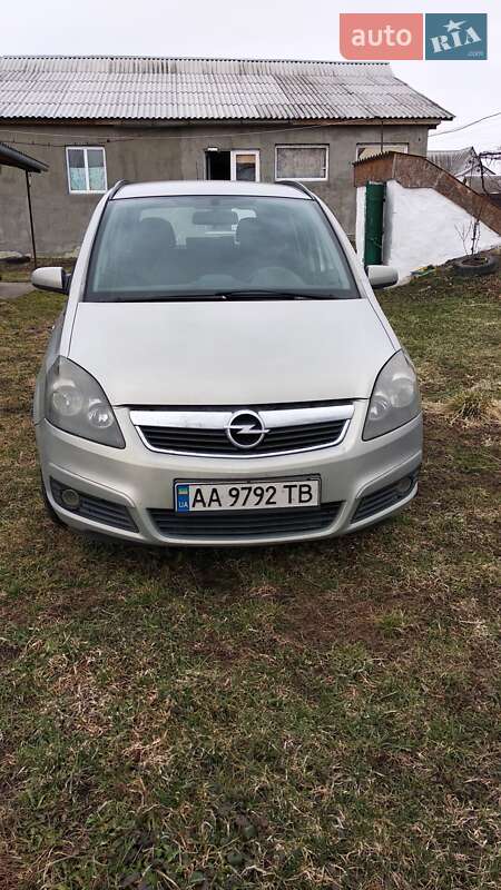 Мінівен Opel Zafira 2007 в Києві фото 8 Мінівен Opel Zafira 2007 в Києві