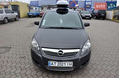 Мінівен Opel Zafira 2013 в Львові