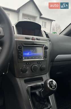 Мінівен Opel Zafira 2007 в Маневичах